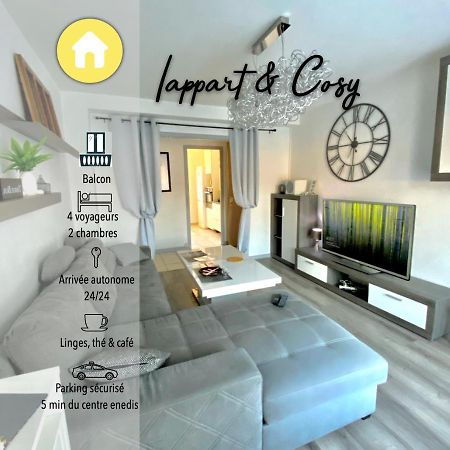 Le Cafe Charmant, Appartement Dans Immeuble Avec Parking Barriere, Balcon LʼArbresle Buitenkant foto